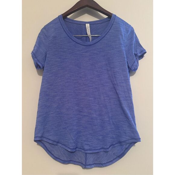 NWOT Lululemon Women’s Blue Short Sleeve Active Top T-Shirt Stretch  Logo - Size - Picture 1 of 5